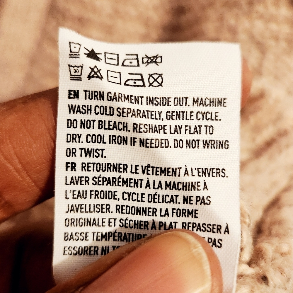 American Eagle | Women's Cropped Pink Cardigan Button-Down Sweater (Size Small) - Picture 8 of 14